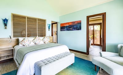 Luxury Villa Photo #9