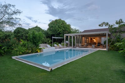 Luxury Villa Photo #2