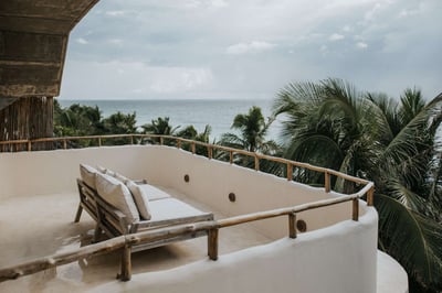 Luxury Villa Photo #2