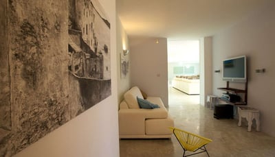 Luxury Villa Photo #18