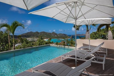 Luxury Villa Photo #5