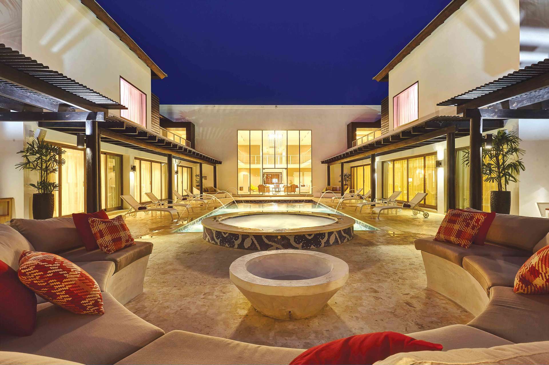 CHIC Mansion - 3