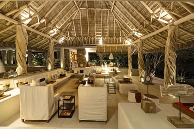 Luxury Villa Photo #12