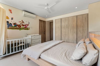 Luxury Villa Photo #15