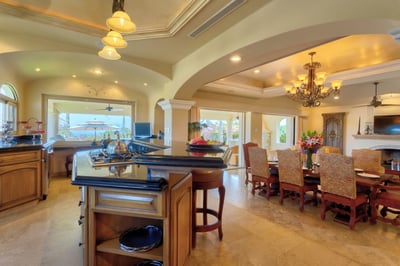 Luxury Villa Photo #18