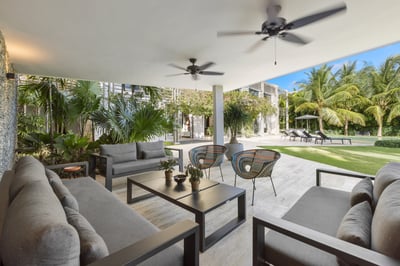 Luxury Villa Photo #13