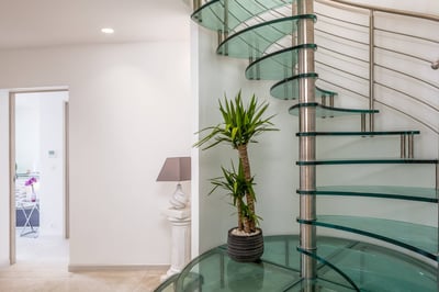 Luxury Villa Photo #15