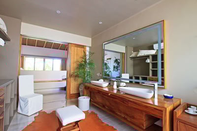 Luxury Villa Photo #39