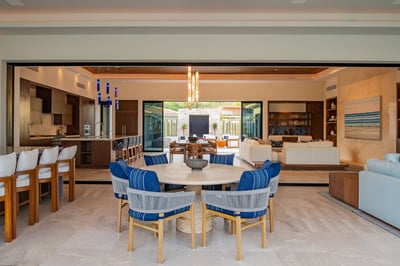 Luxury Villa Photo #14
