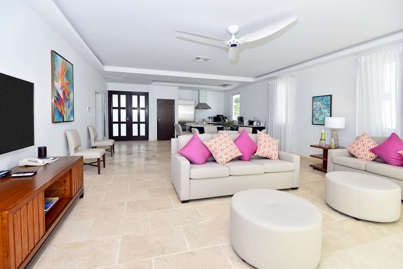 3 BDM Beachview Villa