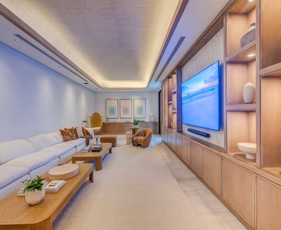 Luxury Villa Photo #28