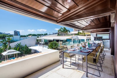 Luxury Villa Photo #36