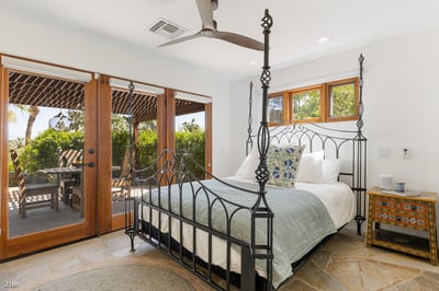 Luxury Villa Photo #38