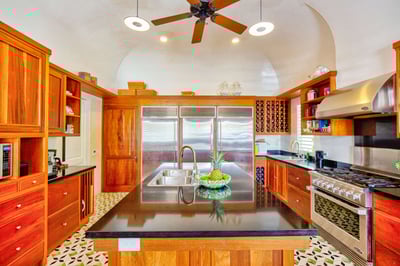 Luxury Villa Photo #12