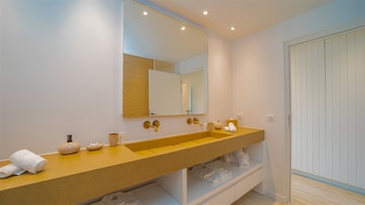Luxury Villa Photo #56