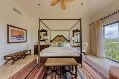 Luxury Villa Photo #44