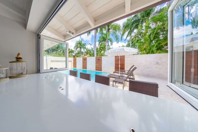 Luxury Villa Photo #20