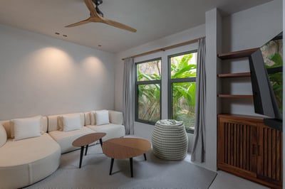 Luxury Villa Photo #42