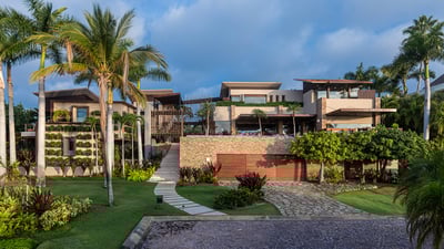 Luxury Villa Photo #14