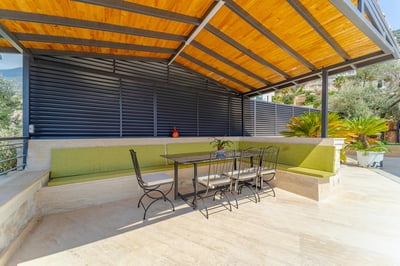 Luxury Villa Photo #16