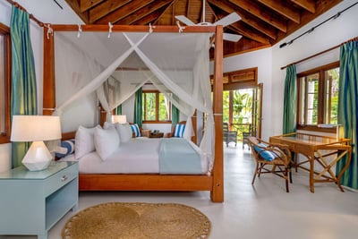 Luxury Villa Photo #10