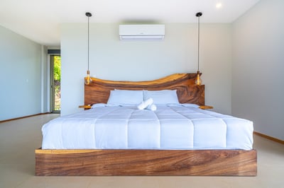 Luxury Villa Photo #59