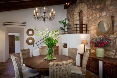Luxury Villa Photo #12