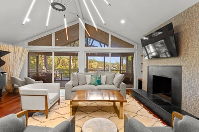 Luxury Villa Photo #24
