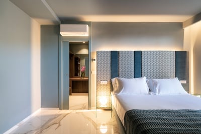 Luxury Villa Photo #36