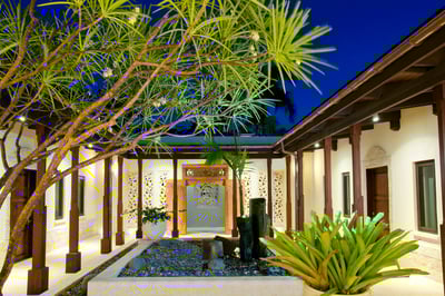 Luxury Villa Photo #19