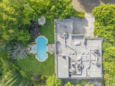 Luxury Villa Photo #2