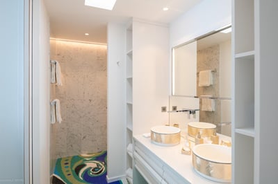 Luxury Villa Photo #22