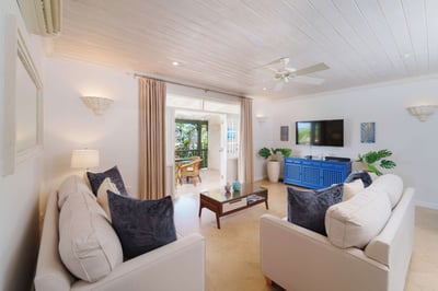 Luxury Villa Photo #8