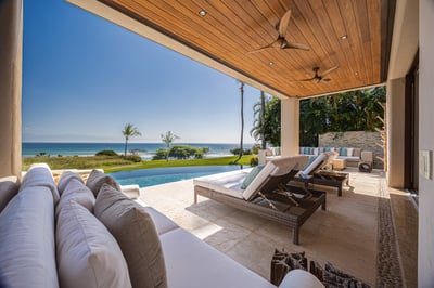 Luxury Villa Photo #19