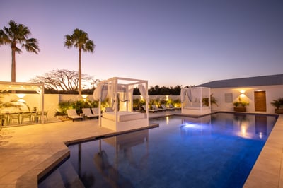 Luxury Villa Photo #13