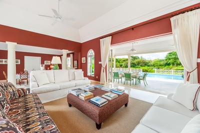 Luxury Villa Photo #11