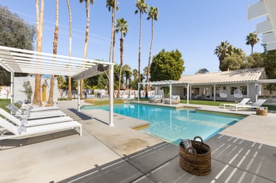 Luxury Villa Photo #8