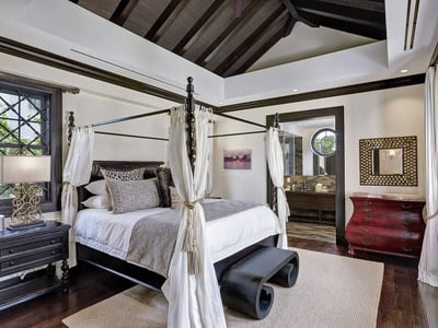 Luxury Villa Photo #60