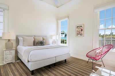 Luxury Villa Photo #14