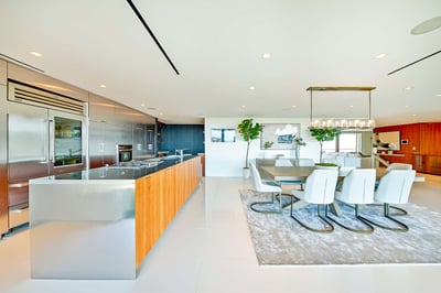 Luxury Villa Photo #25