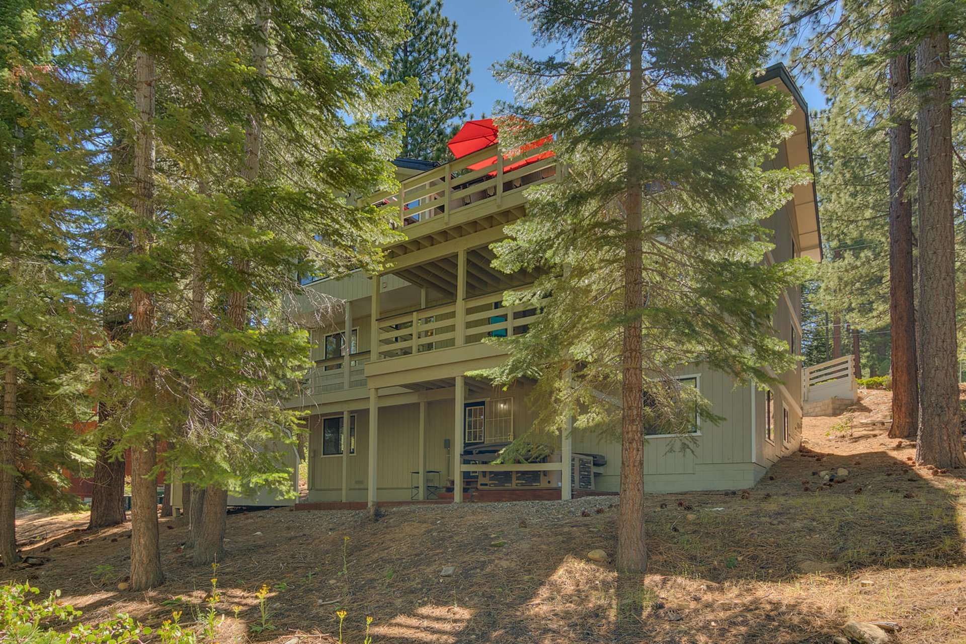 Juniper Chalet - 2