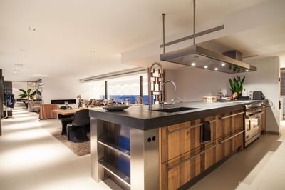 Luxury Villa Photo #14