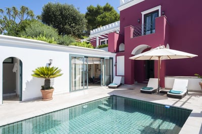 Luxury Villa Photo #2