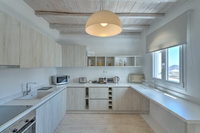 Luxury Villa Photo #12