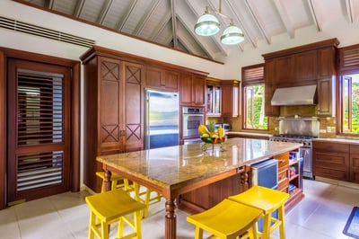 Luxury Villa Photo #16