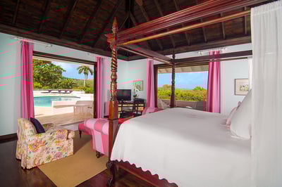 Luxury Villa Photo #15
