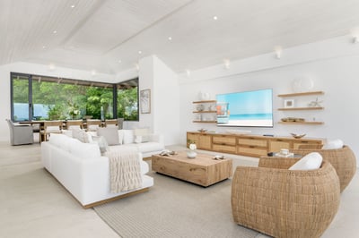 Luxury Villa Photo #20