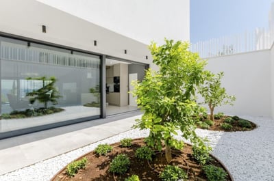 Luxury Villa Photo #4