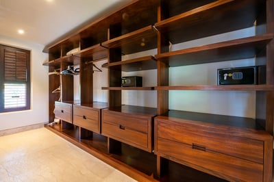 Luxury Villa Photo #55