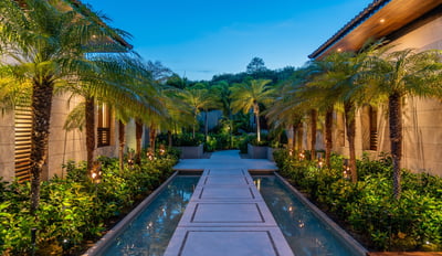 Luxury Villa Photo #11